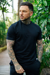 HOLLOWAY TEE - NAVY