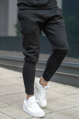 RONAN JOGGERS - BLACK