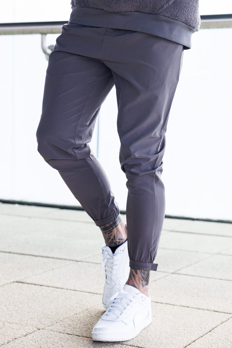 FORTER TECH TROUSERS - CHARCOAL